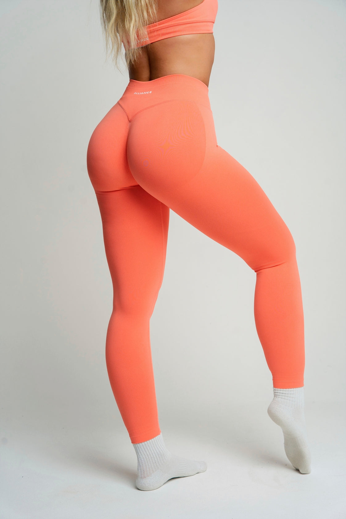 Evolve Coral Scrunch Leggings