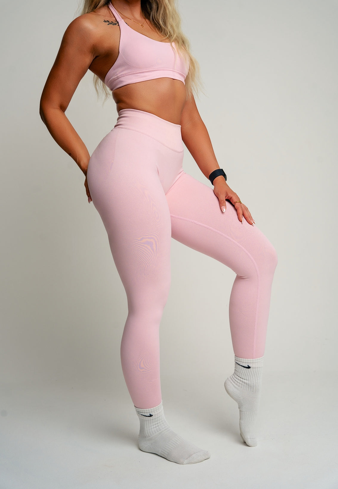 Evolve Pink Scrunch Leggings